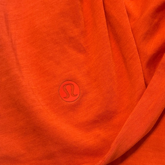 Lululemon all tied up tank size 10 - Picture 4 of 4